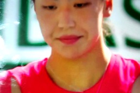 加拿大队教练压力巨大！，Doinb遭遇七持续失利比赛高潮迭起